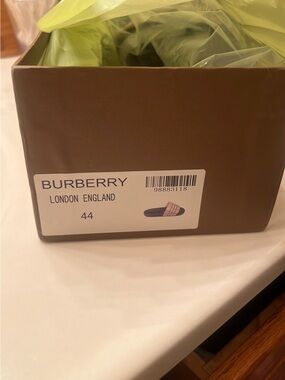 Burberry Brown Box with Plaid Slide Sticker